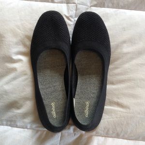 Allbirds Tree Breezers Flats in Heathered Black Size 10